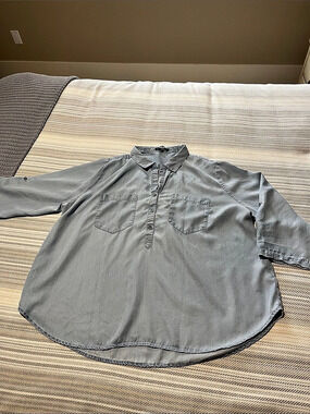 BOGO New Look Tencel chambray light denim shirt Size 3X